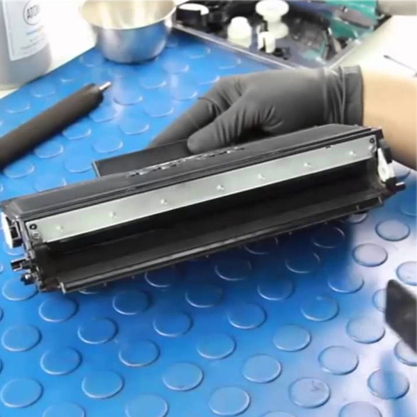 THAY MỰC MÁY IN CANON - HỘC CHỨA MỰC RỖNG KHI CHƯA NẠP Liên Hệ: (028) 3.5164578 - 3.5164579